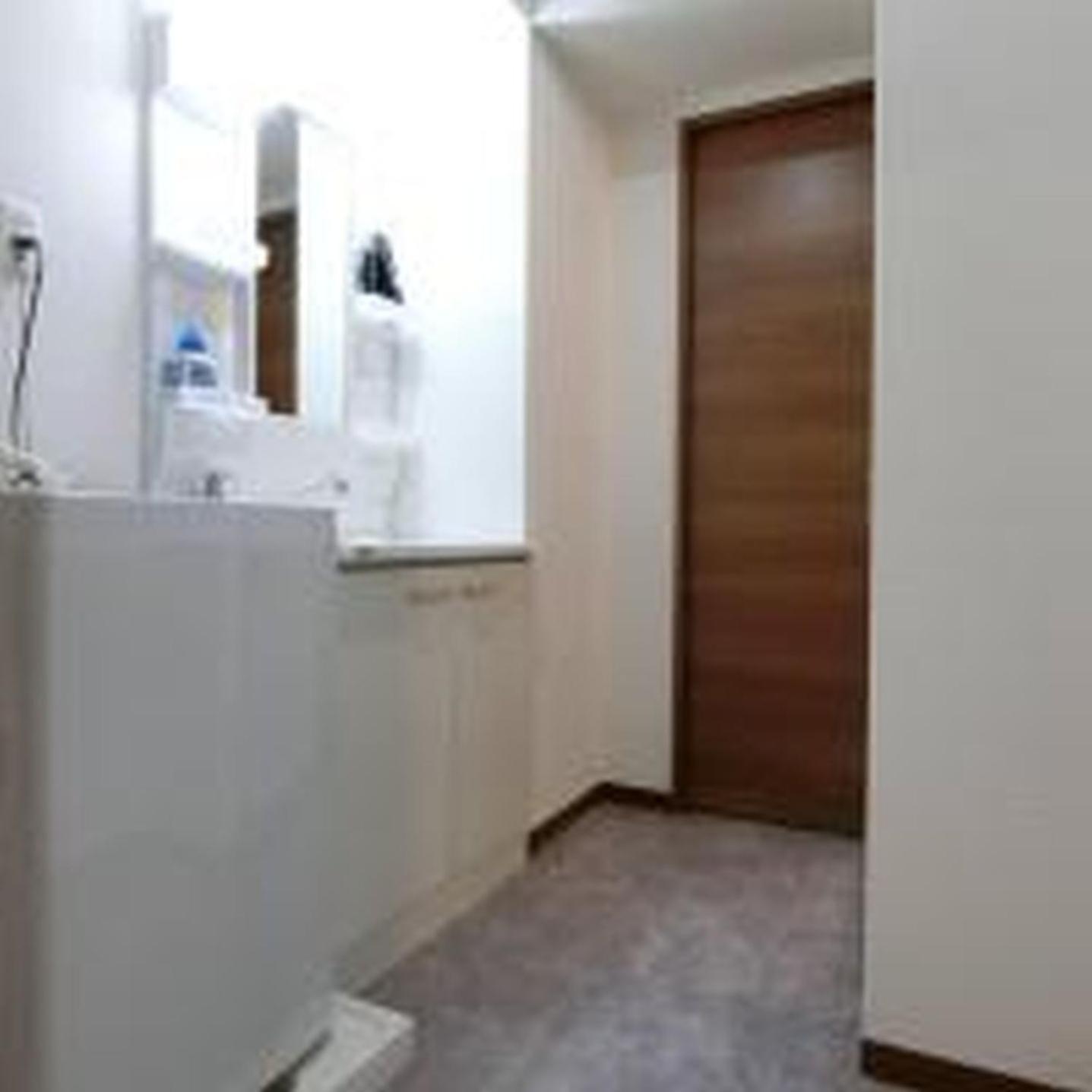 むつみ庵新今宮801 Apartemen *